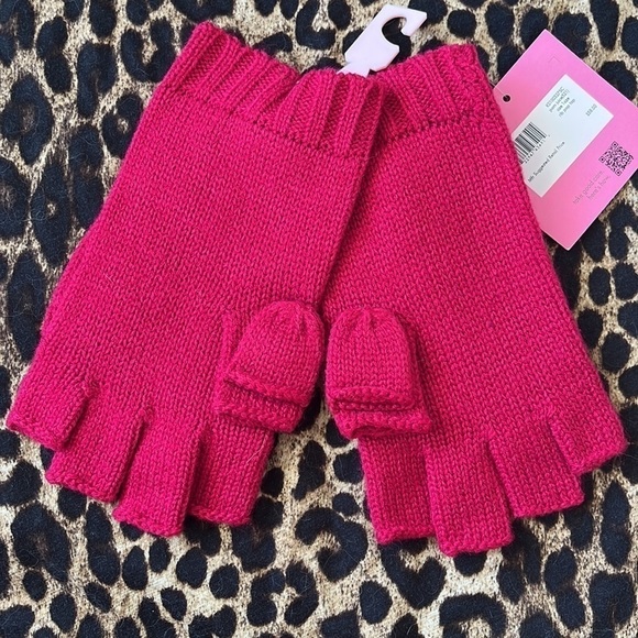 Brand New Kate Spade Rib Pop Top Knit Fingerless Gloves Mitten Cover Pink Pom - Picture 6 of 9